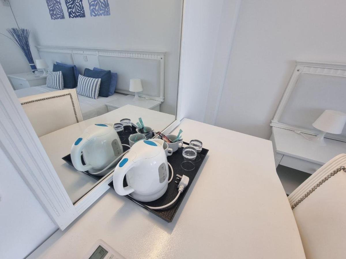 Nereus Hotel 파포스 외부 사진