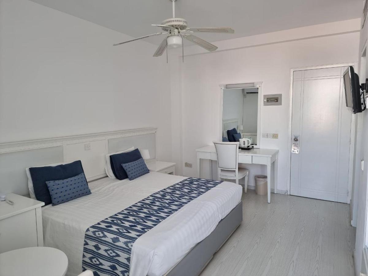 Nereus Hotel 파포스 외부 사진