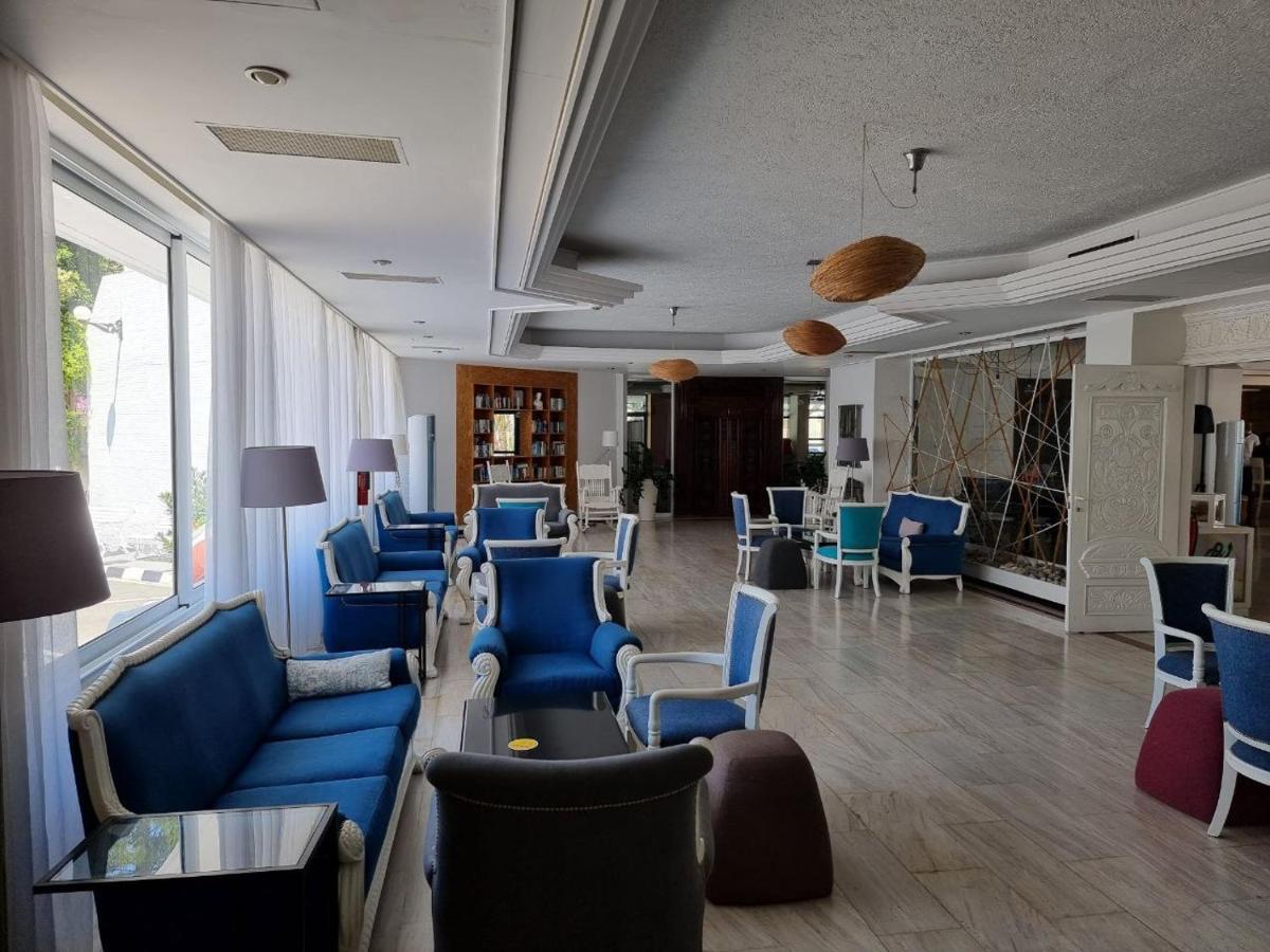Nereus Hotel 파포스 외부 사진